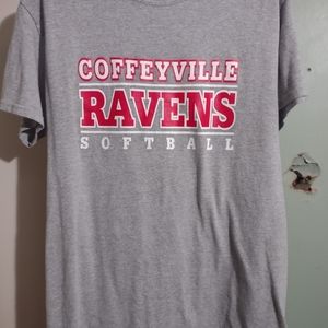 Coffeyville ravens softball shirt sleeve tee size medium Gildan